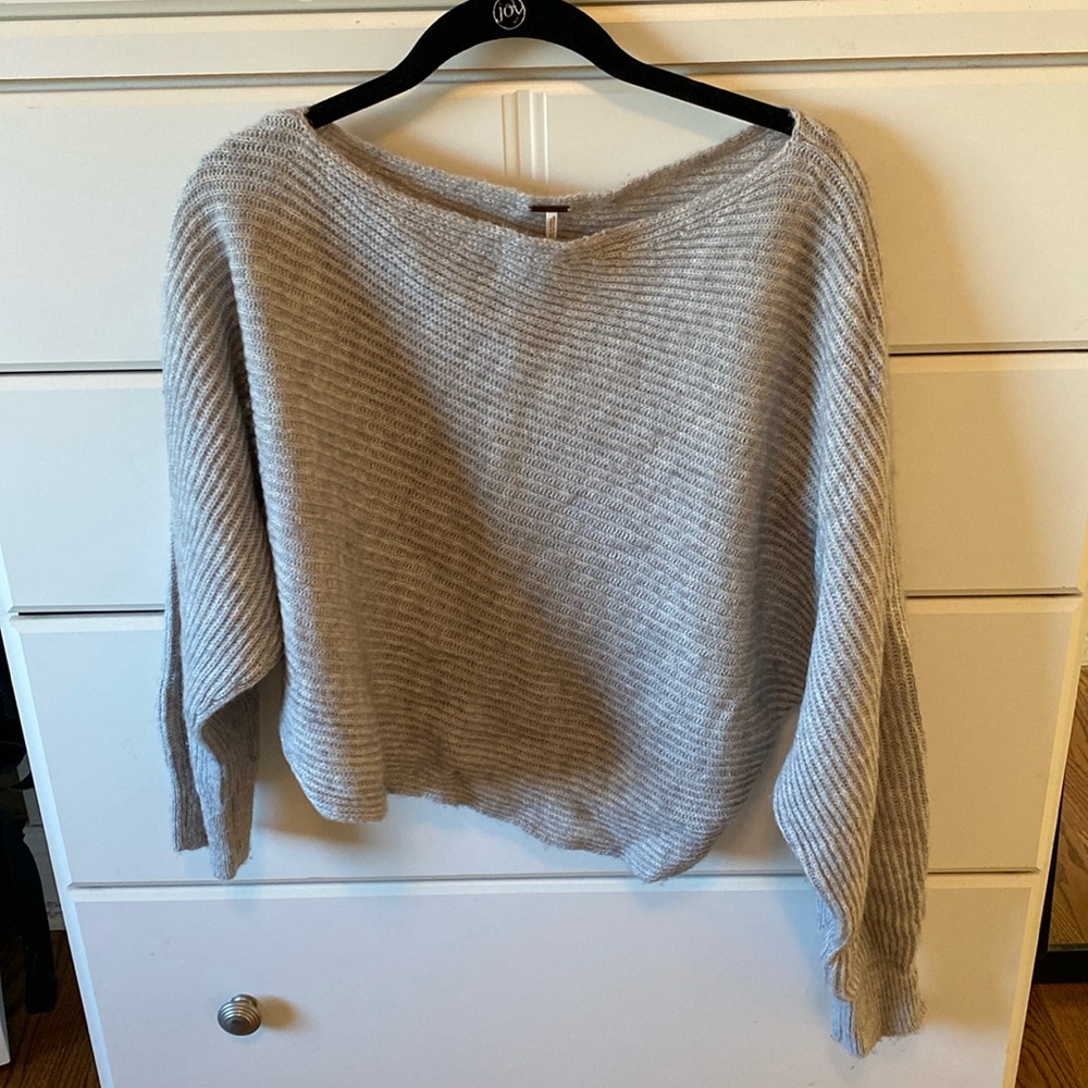 Free People sweater gray XS